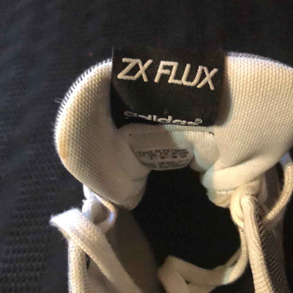 Adidas - Picture 4 of 4
